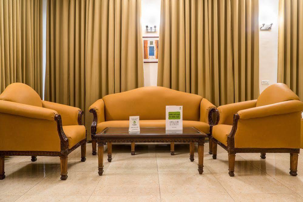 Fabhotel Conclave Boutique New Delhi Exterior photo